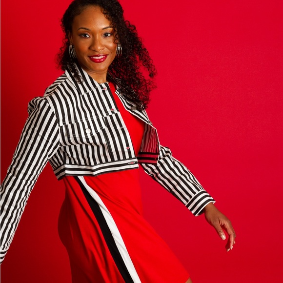 Black and White Cropped Jacket - Picture 2 of 2